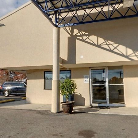 Americas Best Value Inn And Suites Carbondale Eksteriør bilde